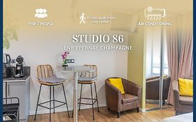 Studio 86 - Climatisation & Proche Centre-Ville- 2 Personnes - Bnb Epernay